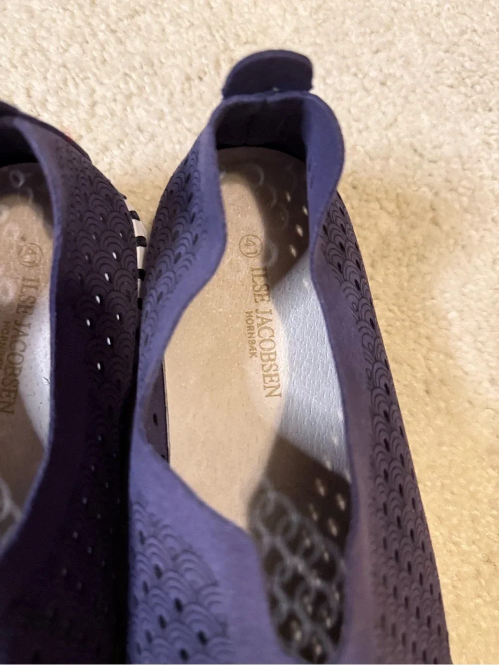 Ilse Jacobsen Women’s Navy Slip-On Sneakers - Picture 7 of 8